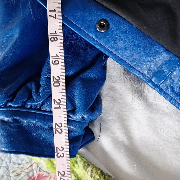 Blue Leather & Rabbit Fur Coat - Picture 12 of 12